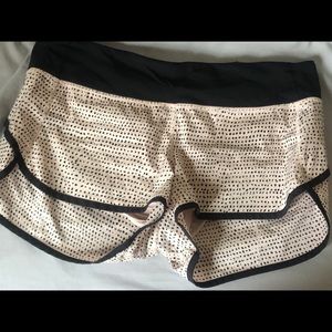 Lululemon size 8